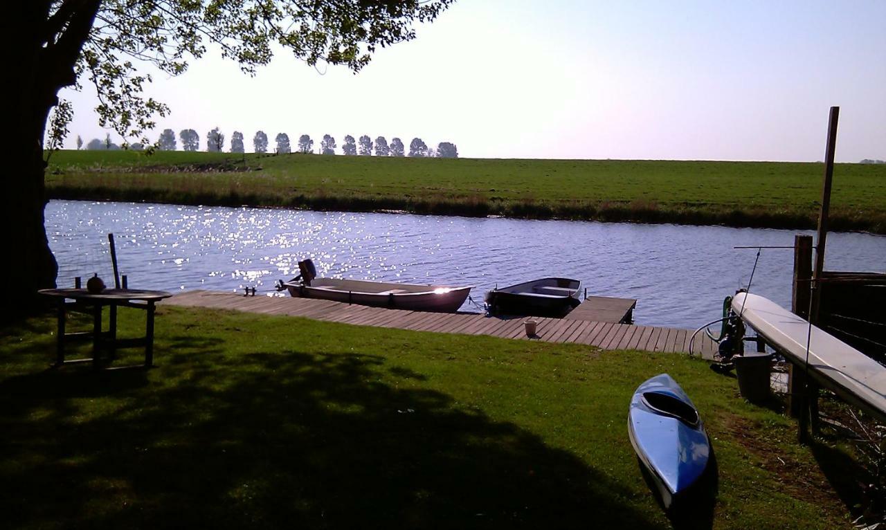 Bed En Breakfast Uitrust Lauwerzijl 外观 照片